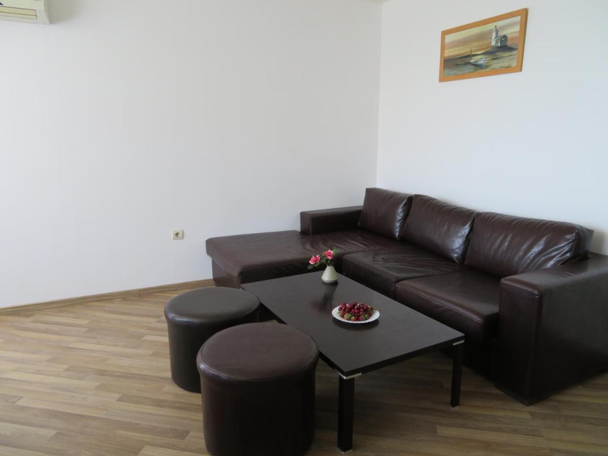 Апартаменти Свети Георги - Saint George Apartments Kawarna Exterior foto