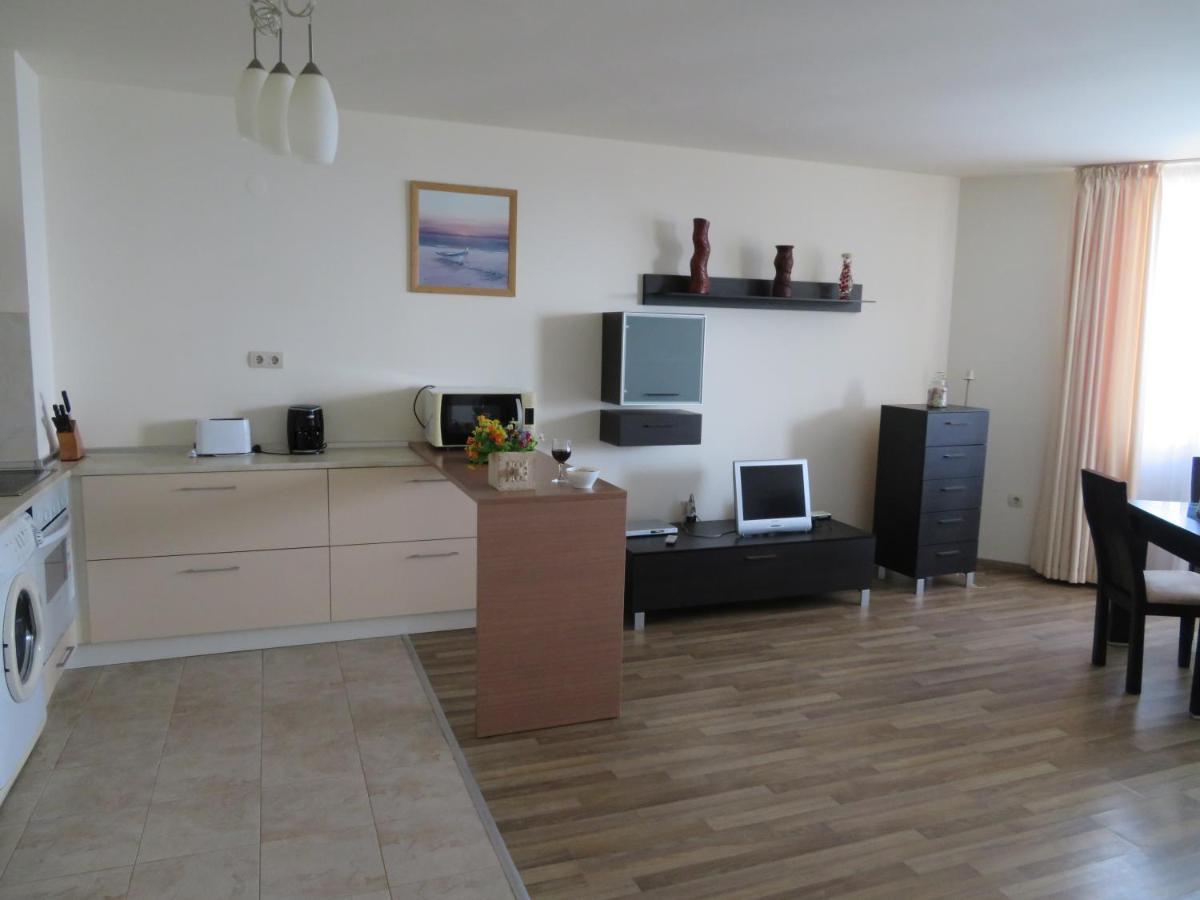 Апартаменти Свети Георги - Saint George Apartments Kawarna Exterior foto